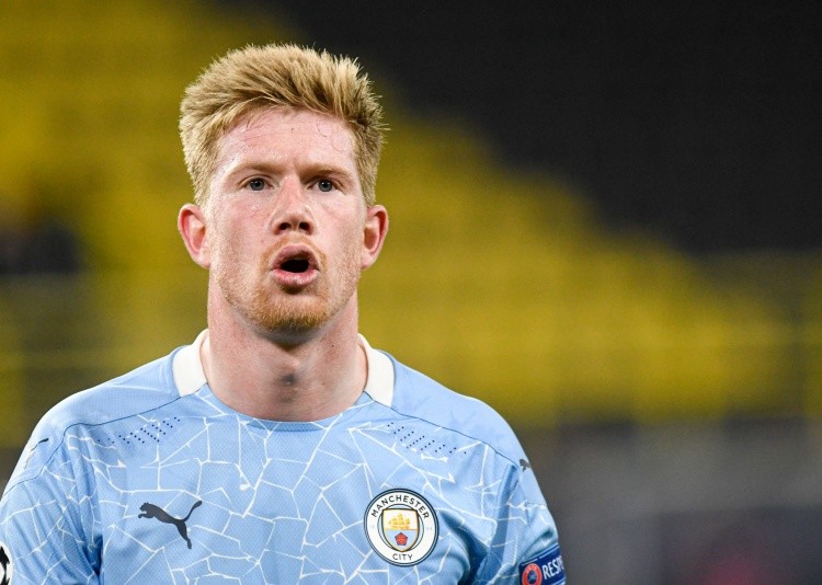 半场战报：勒沃库森1-0纽卡斯尔联，吉马良斯乌龙（半场快讯：勒沃库森1-0暂领先纽卡斯尔联，吉马良斯自摆乌龙）