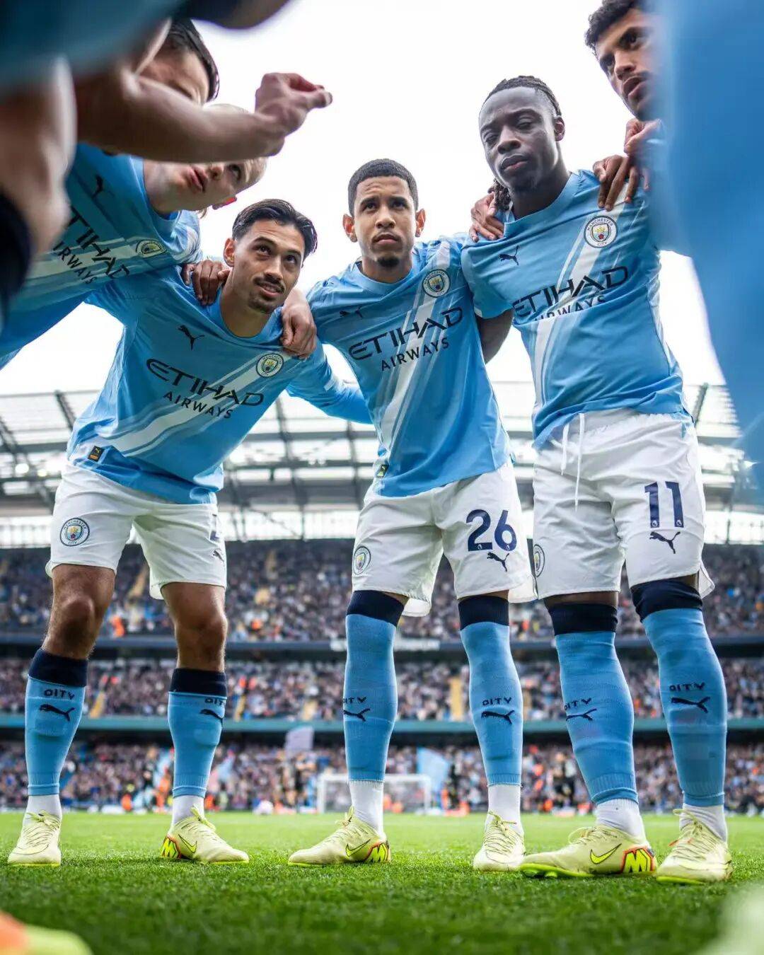 英超前瞻：曼联多人出战成疑，伯恩茅斯客场表现欠佳（英超前瞻：曼联多将出战成疑，伯恩茅斯客战乏力）