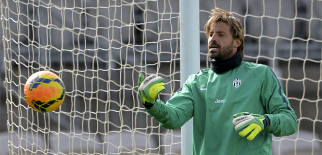 官方：阿根廷国家队征召圣吉罗斯后卫凯文-麦卡利斯特（阿根廷国家队官宣：圣吉罗斯后卫凯文-麦卡利斯特入选）