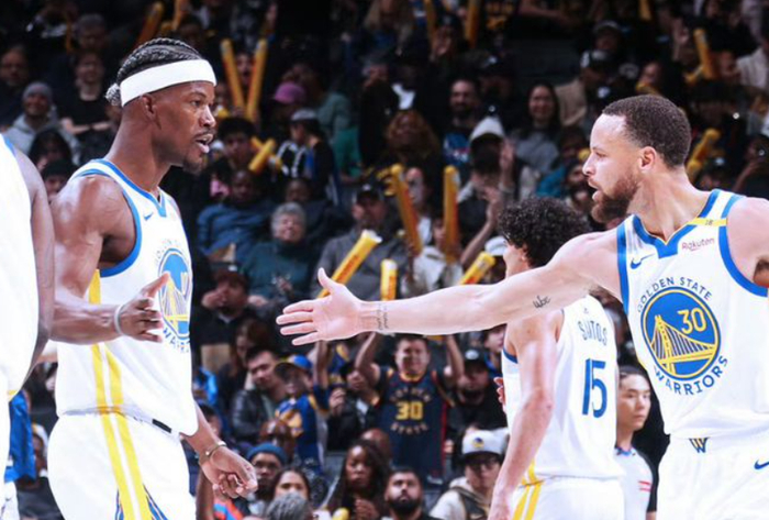 凯里·詹娜养女晒奢华生活，其母21岁跻身十亿富豪榜（凯里·詹娜养女炫耀奢华生活，母亲21岁即登十亿富豪榜）