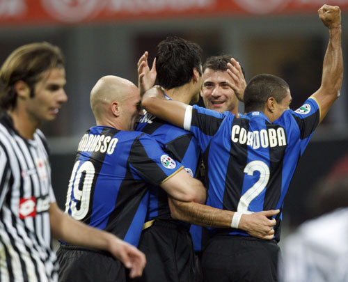 前曼联球员莫里森：曼联让梅努补时阶段上场是在戏弄他（莫里森批评曼联：补时才让梅努登场，形同戏耍）