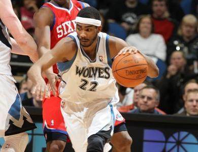 希勒评英超本轮最佳阵容：埃泽领衔，内托、皮克福德等人在列（希勒评出英超本轮最佳阵容：埃泽压阵，内托与皮克福德入选）