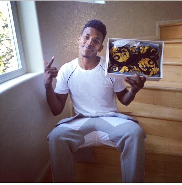 官方：蔚山球员李东炅当选2025年K1联赛MVP；本赛季13球12助（官宣：蔚山球员李东炅加冕2025赛季K1联赛MVP，本季贡献13球12助）