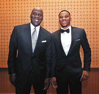 北控队伤员沈梓捷伤退，球队面临重大挑战（沈梓捷因伤退场，北控队遭遇严峻考验）