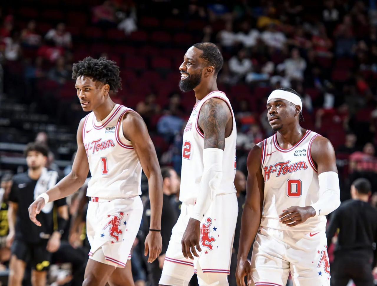 36球，劳塔罗超越克雷斯波独占阿根廷队史射手榜第四位（劳塔罗斩获第36球，超越克雷斯波位列阿根廷队史射手榜第4）